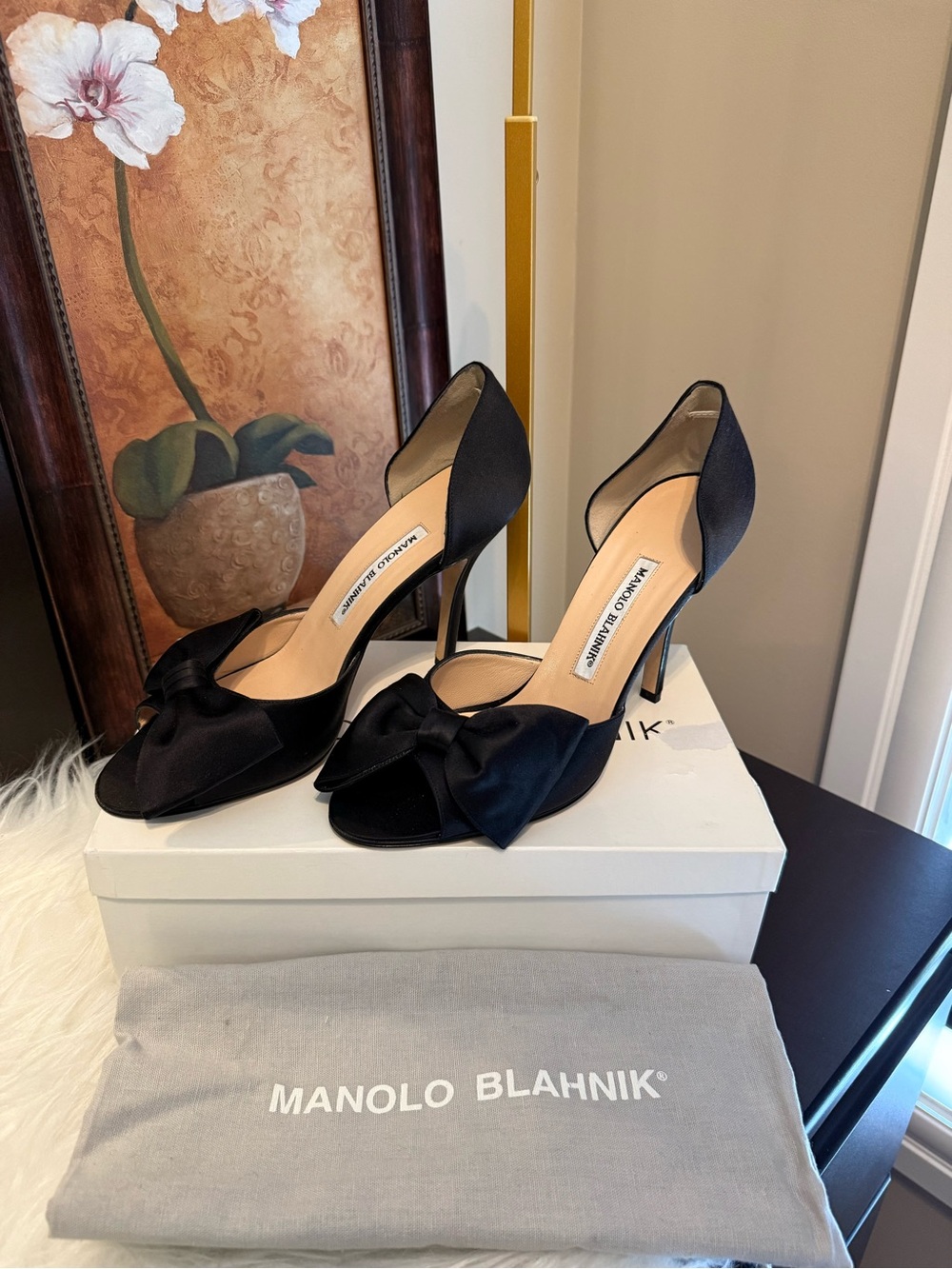 🌸Manolo Blahnik Black Satin Peep-Toe Clausado Black Satin Bow D'Orsay Heels🌸